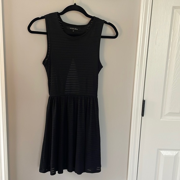 Ocean Drive Dress Size Medium - Picture 1 of 8